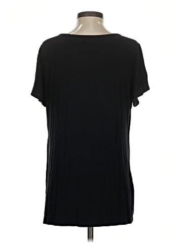 Old Navy - Maternity Short Sleeve Blouse (view 2)