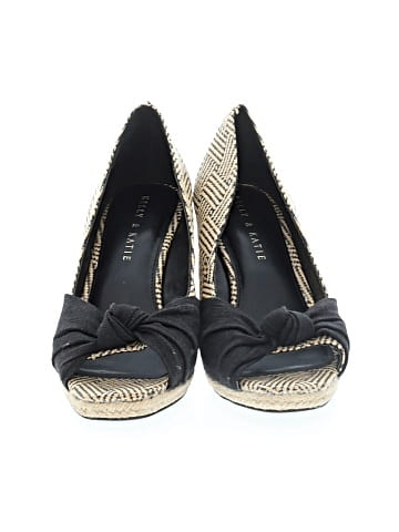 Kelly & Katie Wedges (view 2)