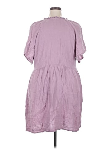 Old Navy Casual Dress (view 2)
