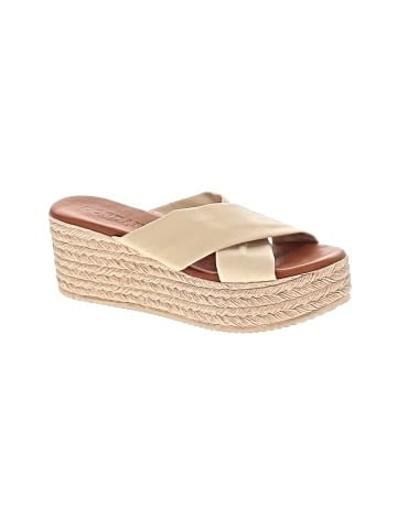 Cordani Wedges (view 1)