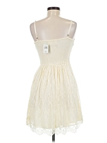 Abercrombie & Fitch Cocktail Dress (view 2)