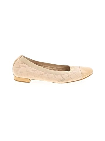 Stuart Weitzman Flats (view 1)