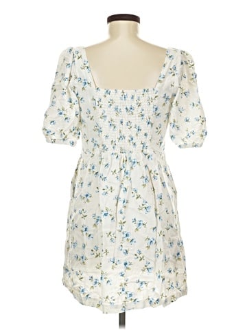 Old Navy Casual Dress (view 2)