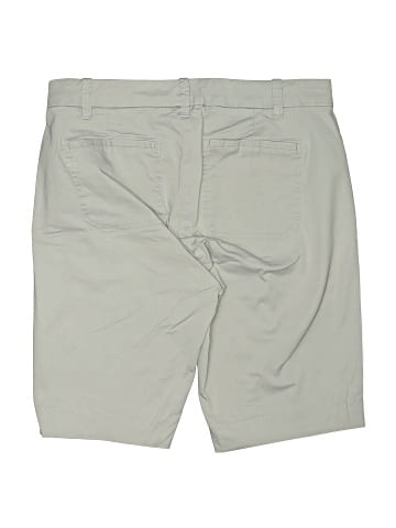 Vince. Khaki Shorts (view 2)