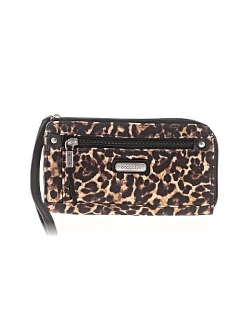 Baggallini Wristlet (view 1)