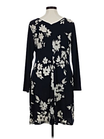 Simply Vera Vera Wang Casual Dress (view 2)