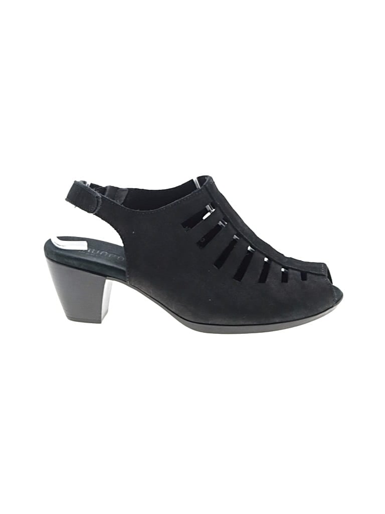 Pre-owned Munro American Sandals In Black