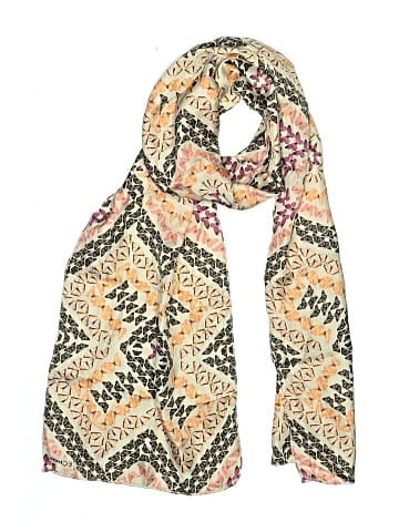 Echo Scarf (view 1)