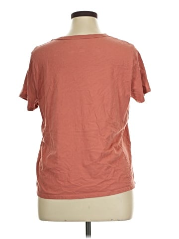 Old Navy Short Sleeve T-Shirt (view 2)