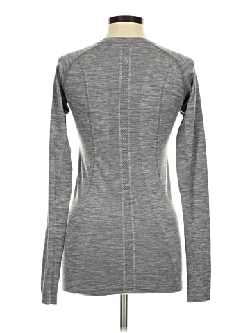 Lululemon Athletica Long Sleeve T-Shirt (view 2)