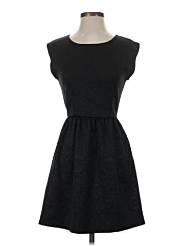 Eyeshadow Casual Dress (view 1)