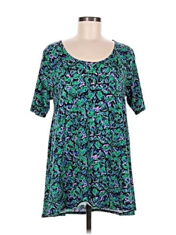 Lularoe Short Sleeve T-Shirt (view 1)