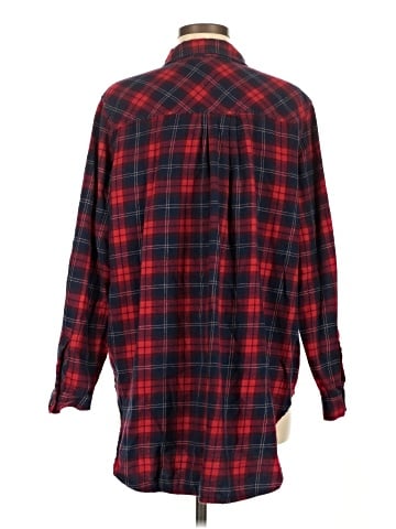 BDG Long Sleeve Button-Down Shirt (view 2)