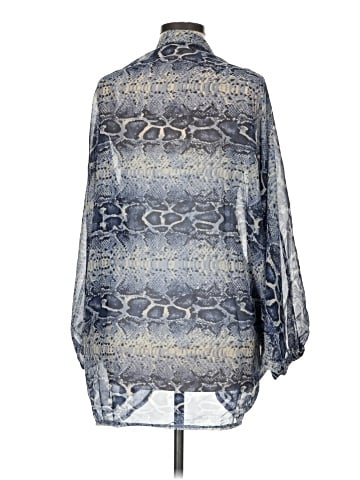 Do Everything in Love Kimono (view 2)