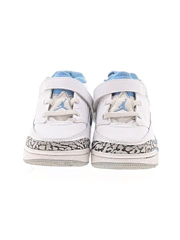Air Jordan Sneakers (view 2)
