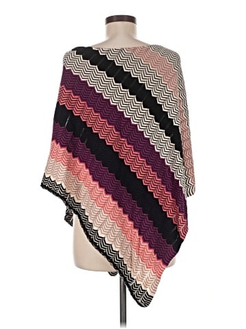 Jessica Simpson Maternity Poncho (view 2)