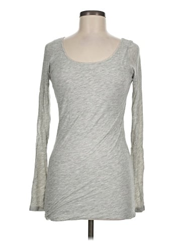 Vince. Long Sleeve T-Shirt (view 1)