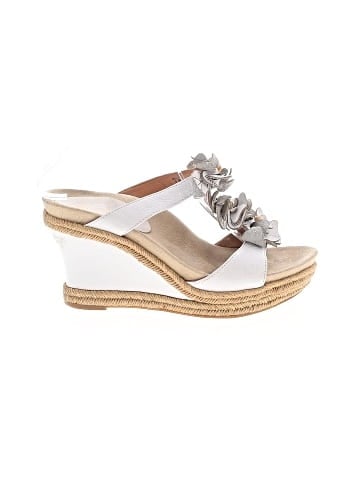 Earthies Wedges (view 1)