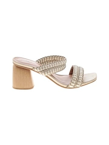 Universal Thread Sandals (view 1)