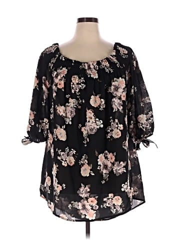Truth NYC 3/4 Sleeve Blouse (view 1)
