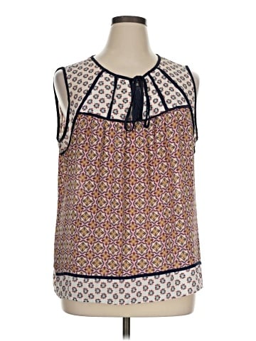 DR2 Sleeveless Blouse (view 1)