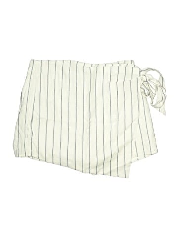 TOBI Shorts (view 1)