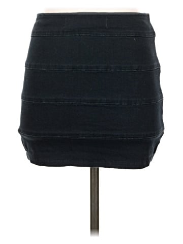 Abercrombie & Fitch Casual Skirt (view 2)