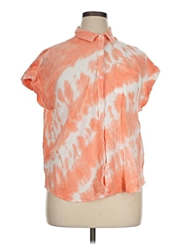 True Craft Short Sleeve Blouse (view 1)