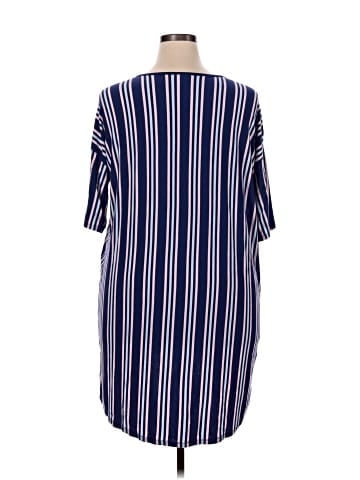 Lularoe Short Sleeve T-Shirt (view 2)