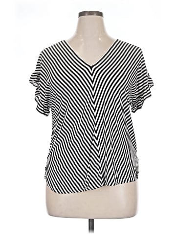 Max Studio Short Sleeve T-Shirt (view 1)
