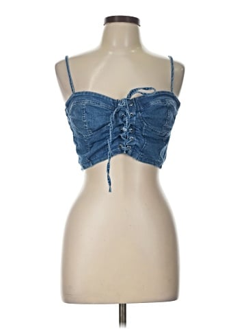 Story On Sleeveless Top (view 1)