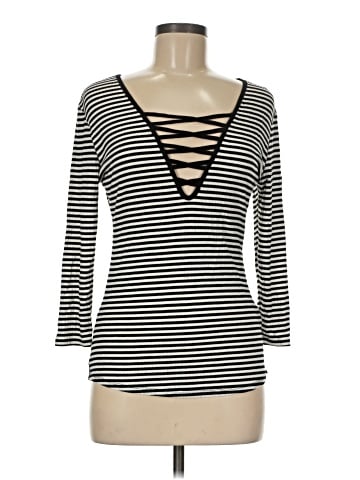 Sweet Wanderer 3/4 Sleeve Top (view 1)