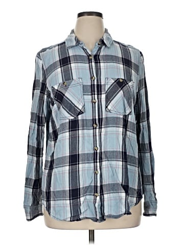 Maurices Long Sleeve Button-Down Shirt (view 1)