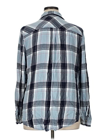 Maurices Long Sleeve Button-Down Shirt (view 2)