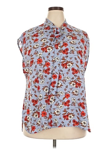Bar III Sleeveless Button-Down Shirt (view 1)