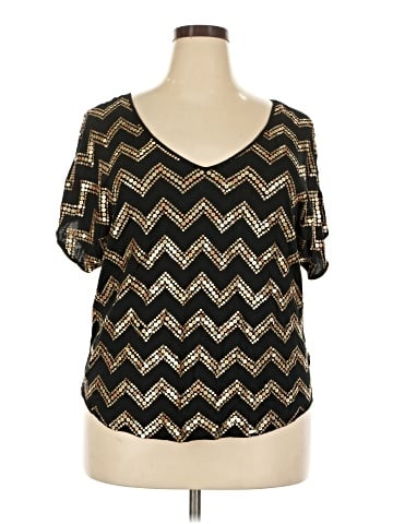 Xhilaration Short Sleeve Top (view 1)