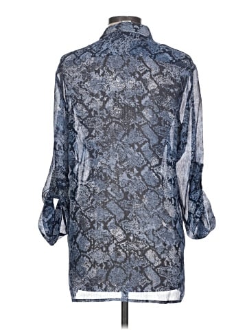 Lark Lane 3/4 Sleeve Button-Down Shirt (view 2)