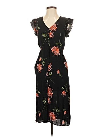 Knot Sisters Casual Dress (view 1)