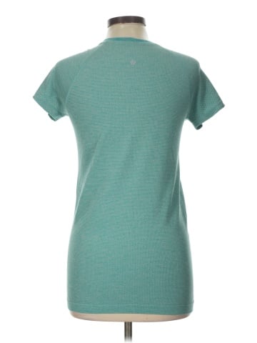 Lululemon Athletica Short Sleeve T-Shirt (view 2)