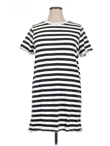 Old Navy Casual Dress (view 1)