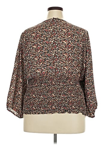 Eclair 3/4 Sleeve Blouse (view 2)
