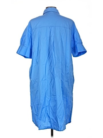 Old Navy Casual Dress (view 2)
