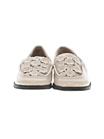 Zara Flats (view 2)