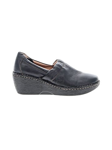 Born Crown Wedges (view 1)