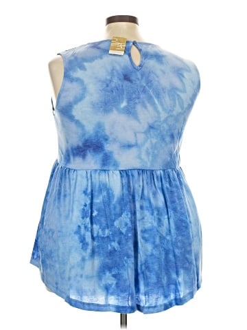 Suzanne Betro Sleeveless Blouse (view 2)