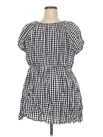 Old Navy - Maternity Short Sleeve Blouse (view 2)