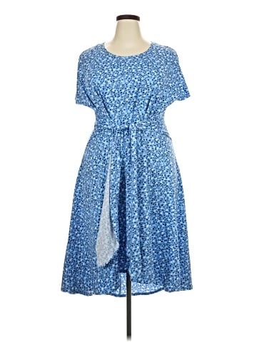 Signature by Robbie Bee Casual Dress (view 1)