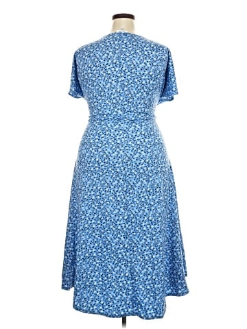 Signature by Robbie Bee Casual Dress (view 2)