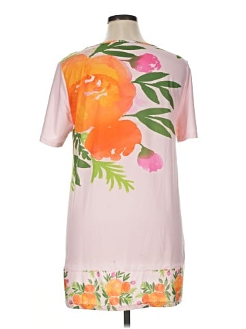Lily by Firmiana Short Sleeve T-Shirt (view 2)