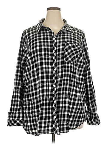 Croft & Barrow Long Sleeve Button-Down Shirt (view 1)
